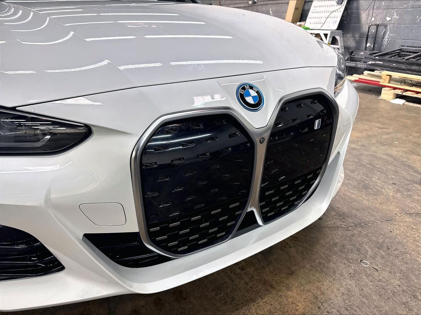 Used 2024 BMW i4 eDrive35 w/ M Sport Package RWD image 33