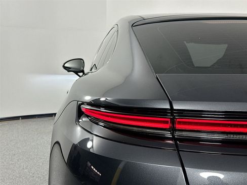 Certified 2024 Porsche Panamera image 16