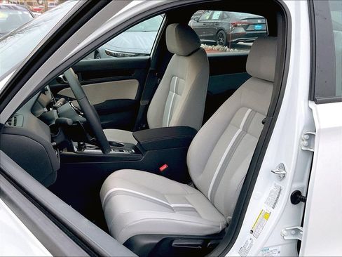 New 2025 Honda Civic FWD Hybrid Sedan image 11