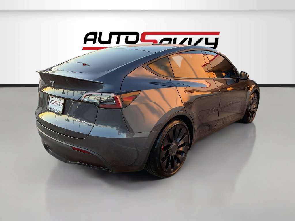Used 2022 Tesla Model Y Performance AWD/4WD image 7
