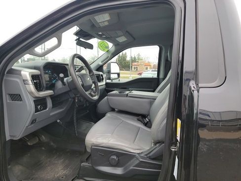 Used 2023 Ford F350 XL w/ Snow Plow Prep Package image 13