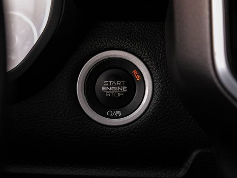 Used 2022 RAM 1500 Big Horn AWD/4WD image 17