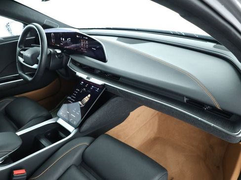 Used 2024 Lucid Air Touring image 24