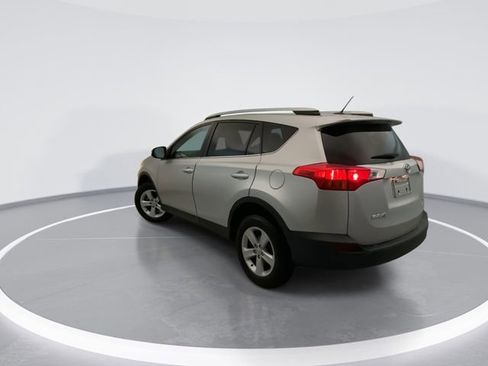 Used 2014 Toyota RAV4 XLE AWD/4WD image 2