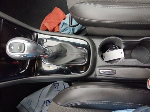 Used 2022 Buick Encore Preferred w/ Safety Package II image 24