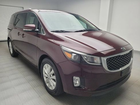 Used 2017 Kia Sedona EX FWD image 13