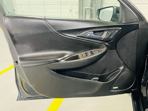 Used 2016 Chevrolet Malibu Premier FWD image 22