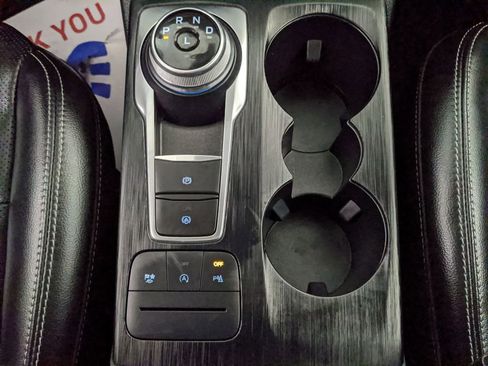 Certified 2022 Ford Escape Titanium w/ Class II Trailer Tow Package image 16