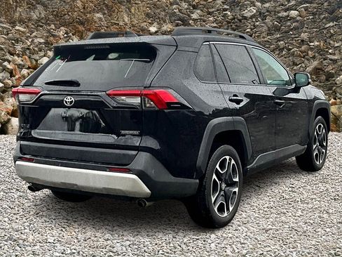 Used 2019 Toyota RAV4 Adventure image 2