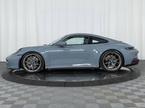 Certified 2023 Porsche 911 GT3 image 2