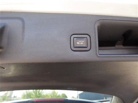 Used 2019 GMC Terrain Denali w/ Driver Alert Package II FWD image 23