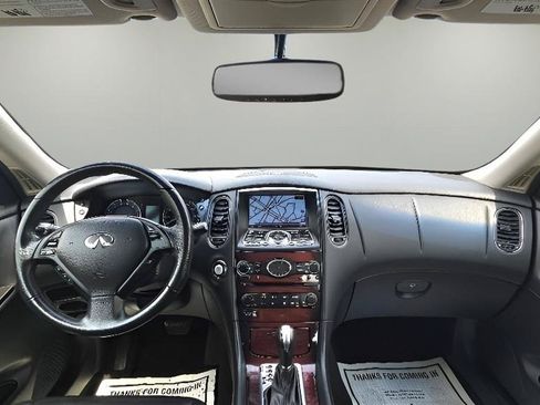 Used 2017 INFINITI QX50 AWD w/ Premium Plus Package image 16