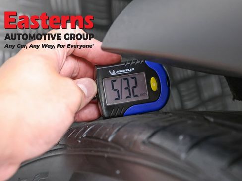 Used 2023 Nissan Murano SL AWD/4WD image 28