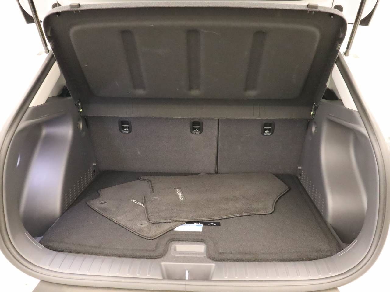 Used 2026 Hyundai Kona SEL Sport FWD image 19