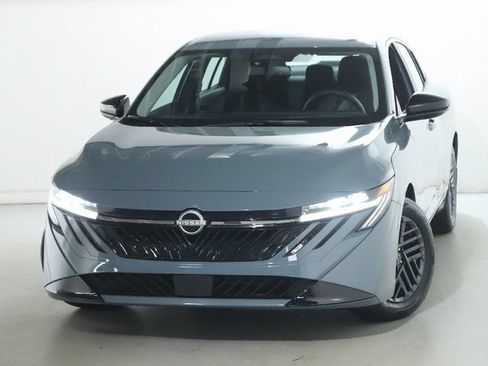 Used 2026 Nissan Sentra SV w/ SV Convenience Package FWD image 3