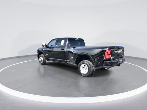 Used 2025 RAM 3500 Longhorn AWD/4WD image 6