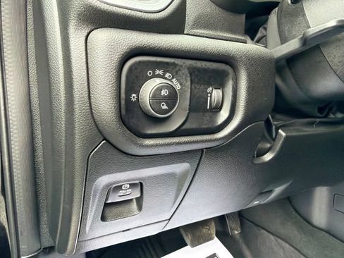 Certified 2024 RAM 1500 Big Horn AWD/4WD image 27