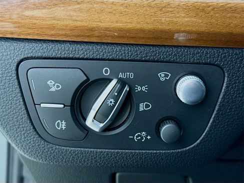 Certified 2023 Audi Q5 2.0T Prestige w/ Prestige Package image 10