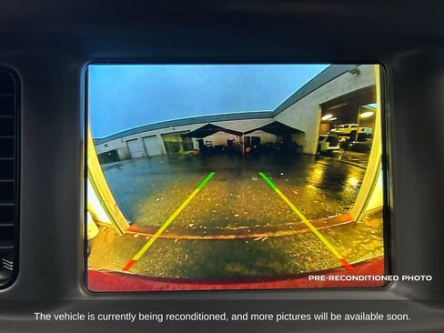 Used 2023 Dodge Charger R/T w/ Blacktop Package image 19