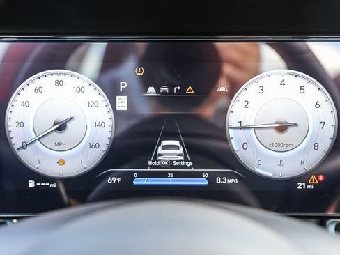 New 2025 Hyundai Elantra Limited FWD image 28