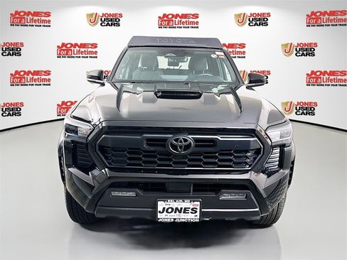 Certified 2024 Toyota Tacoma TRD Sport image 12
