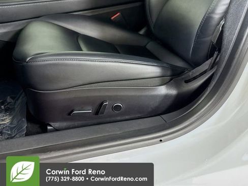 Used 2022 Tesla Model 3 Long Range AWD/4WD image 18