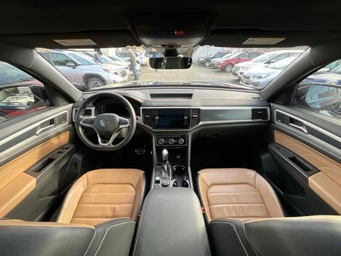 Used 2022 Volkswagen Atlas Cross Sport SEL Premium R-Line image 15