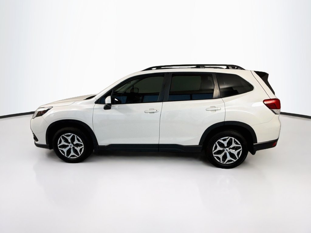 Used 2024 Subaru Forester Premium AWD/4WD image 8