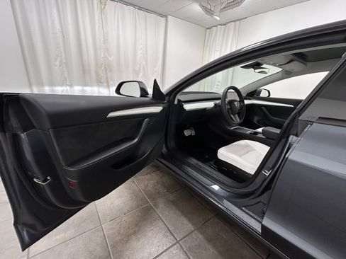 Used 2023 Tesla Model 3 Performance image 24