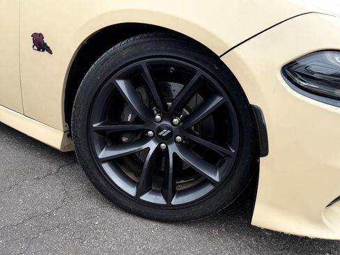 Used 2019 Dodge Charger Scat Pack image 59