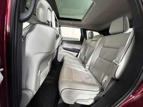 Used 2021 Jeep Grand Cherokee Summit AWD/4WD image 21