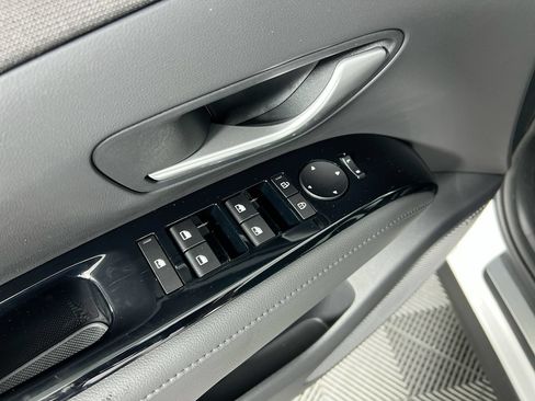 Used 2026 Hyundai Tucson Limited FWD image 14