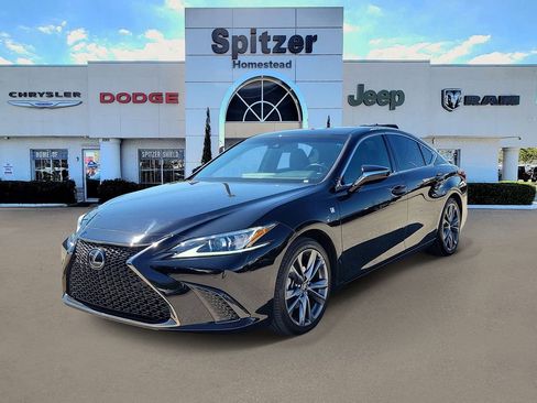Used 2021 Lexus ES 350 F Sport w/ Accessory Package 2 FWD image 4