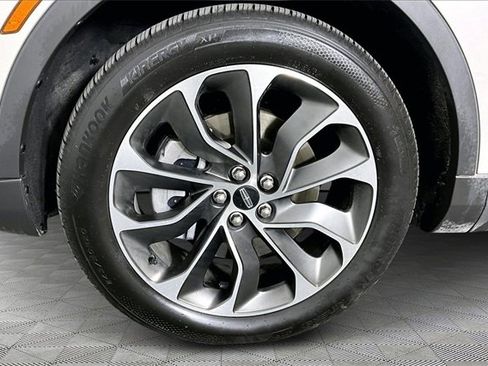 Used 2021 Lincoln Nautilus Reserve w/ Equipment Group 201A image 32