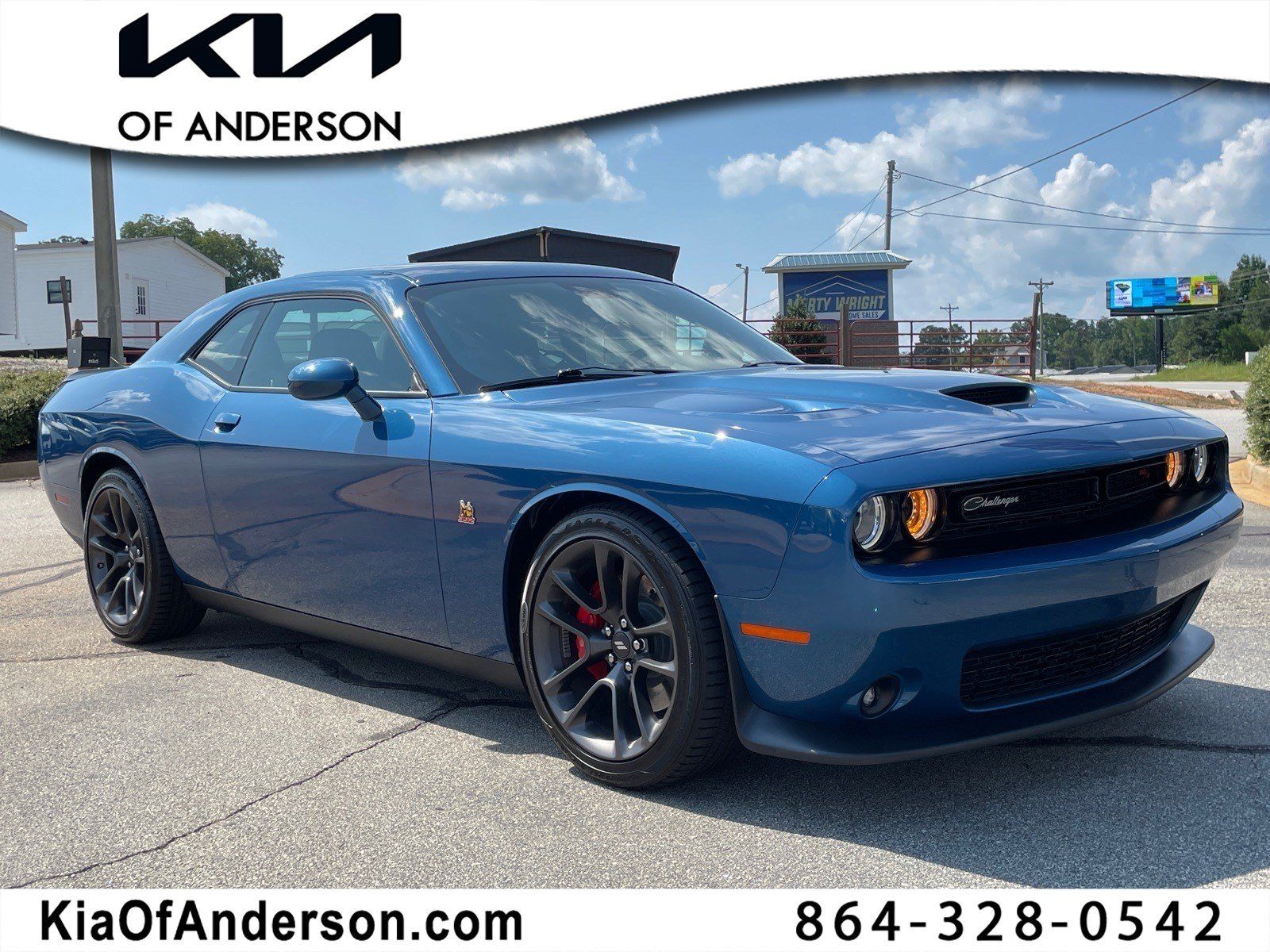 Used 2021 Dodge Challenger R/T Scat Pack RWD image 1