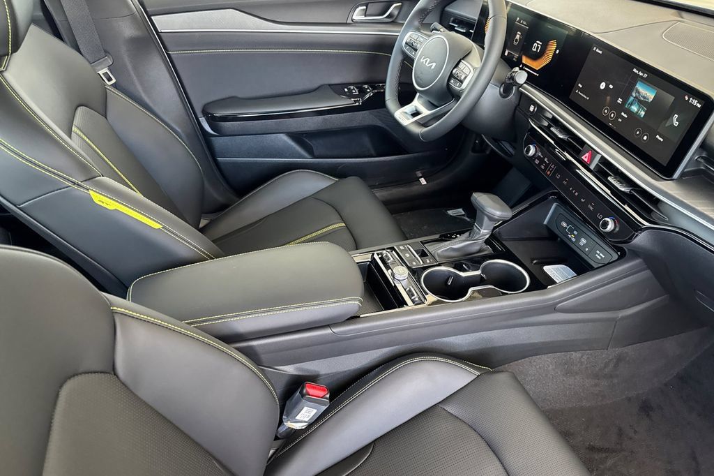 New 2026 Kia K5 GT FWD image 16