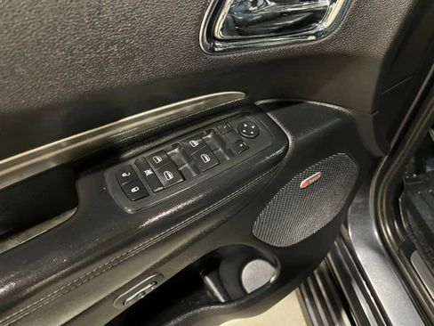 Used 2015 Dodge Durango Limited w/ Premium Group AWD/4WD image 18