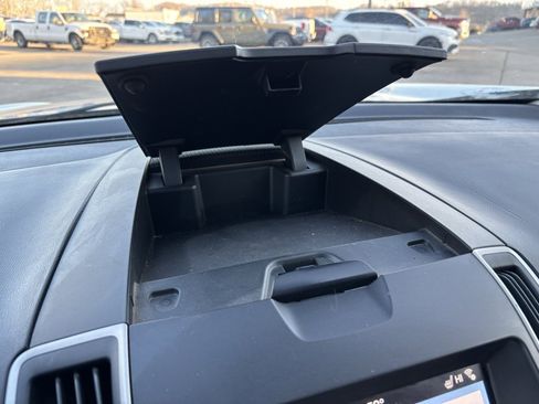 Used 2019 Ford Edge SEL w/ Equipment Group 201A image 17