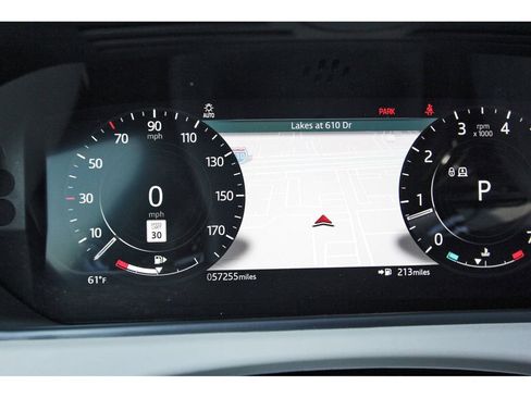 Used 2023 Land Rover Range Rover Velar R-Dynamic S image 16