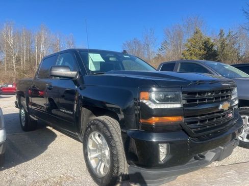 Used 2018 Chevrolet Silverado 1500 LT w/ All Star Edition image 2