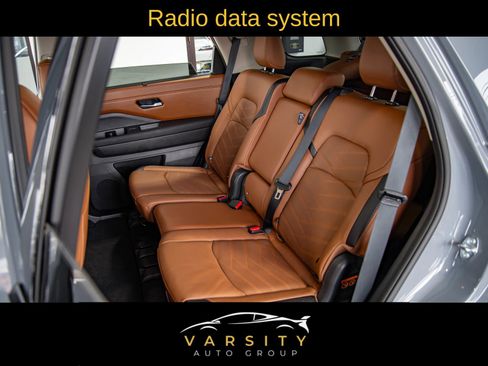 Used 2025 Nissan Pathfinder Platinum w/ Cargo Package AWD/4WD image 12