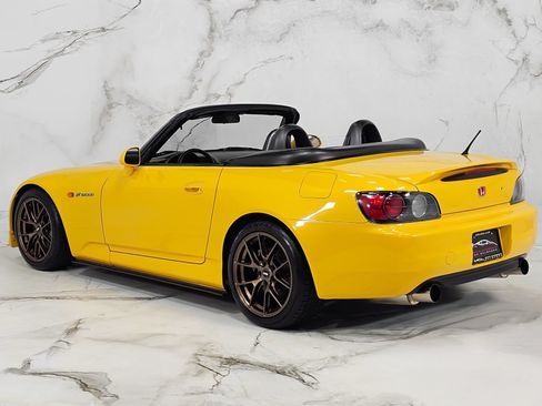 Used 2003 Honda S2000 image 19