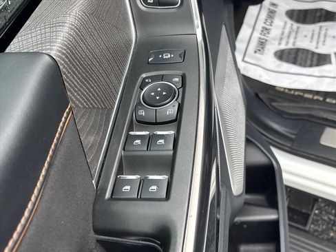 Used 2024 Ford F450 Platinum w/ FX4 Off-Road Package AWD/4WD image 28