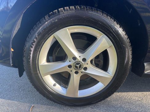 Used 2018 Mercedes-Benz GLE 350 4MATIC image 25