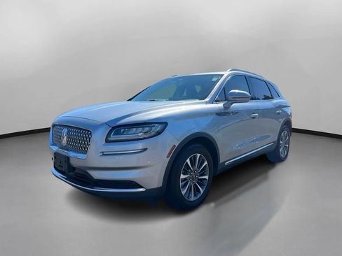 Used 2023 Lincoln Nautilus AWD w/ Premium Package image 5