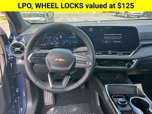 New 2026 Chevrolet Equinox LT image 3