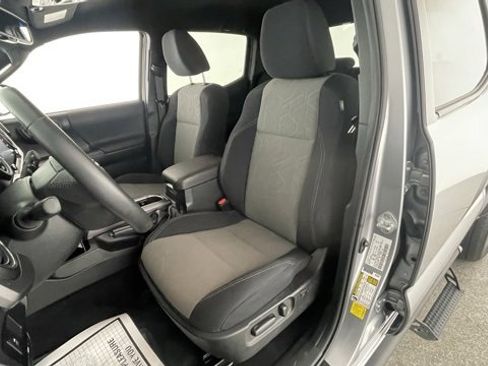 Used 2021 Toyota Tacoma SR image 33