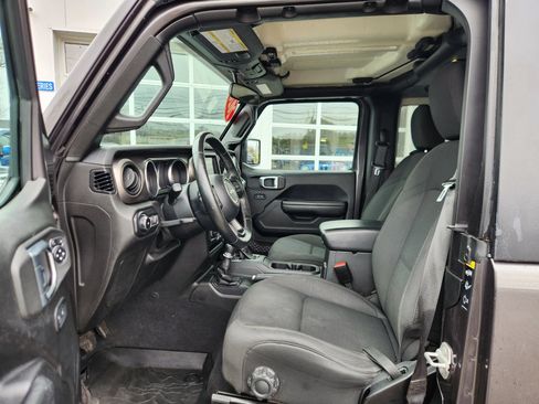 Used 2020 Jeep Wrangler Sport AWD/4WD image 35