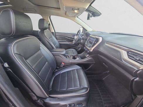 Used 2023 GMC Acadia Denali w/ Black Diamond Edition image 16