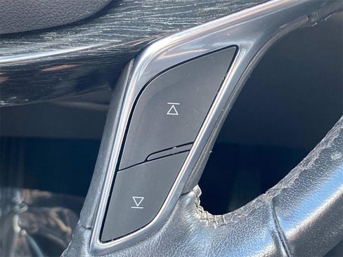 Used 2021 Cadillac XT5 Premium Luxury image 30